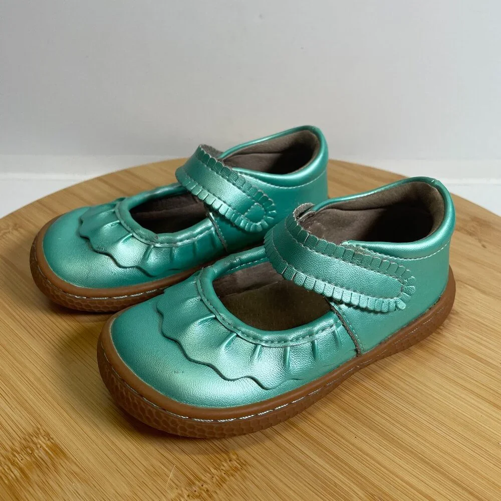 Livie & Luca Girls 6 Metallic Blue Ruche Leather Mary Jane Shoes Flats
